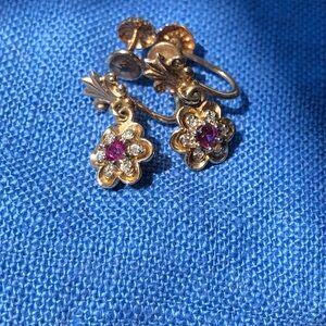 Vintage 14k flower earrings